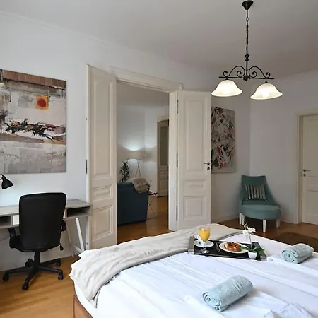 Luxury Urban Oasis Center Appartement *