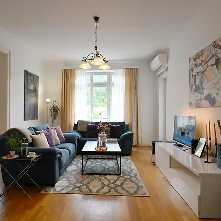 Luxury Urban Oasis Center Apartment Sarajevo
